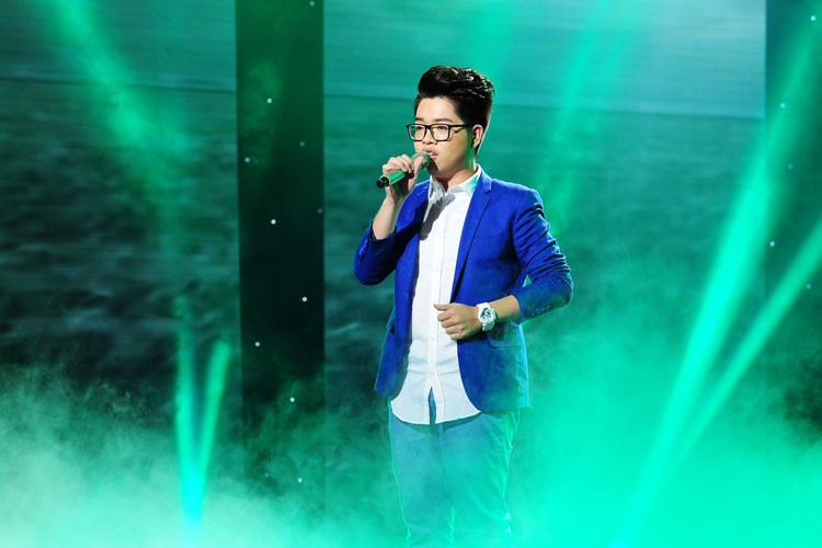 My Tam tu nhan vo duyen tren ghe nong The Voice 5